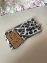 Load image into Gallery viewer, Cosy Leopard Headbands