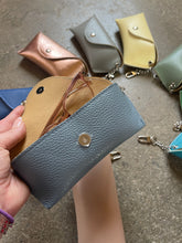 Load image into Gallery viewer, Leather Glasses Case