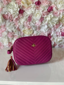 Single Zip Bee Crossbody Bag