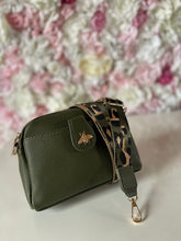 Load image into Gallery viewer, Double Zip Bee Crossbody Bag with Funky Strap