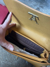 Load image into Gallery viewer, Crossbody Grab Bag