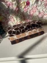 Load image into Gallery viewer, C Detail Scarf - Various Colours