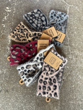 Load image into Gallery viewer, Cosy Leopard Headbands