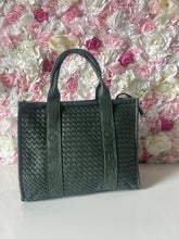 Load image into Gallery viewer, Woven Detail Large Size Tote Bag